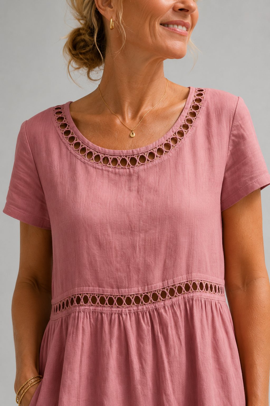 Amira embroidered midi dress – image 9
