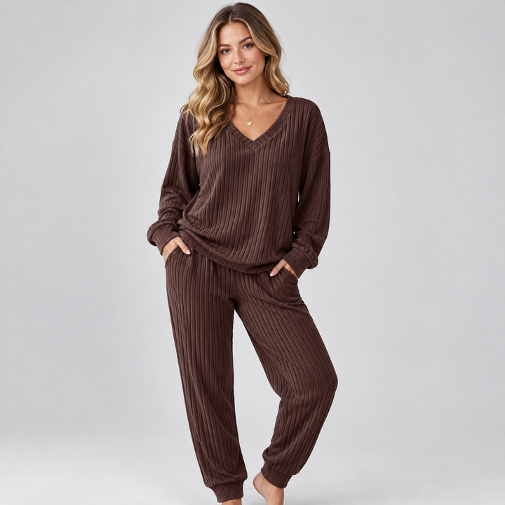 Carlotta v neck knit lounge set
