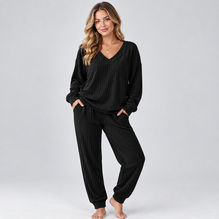 Carlotta v neck knit lounge set – image 4
