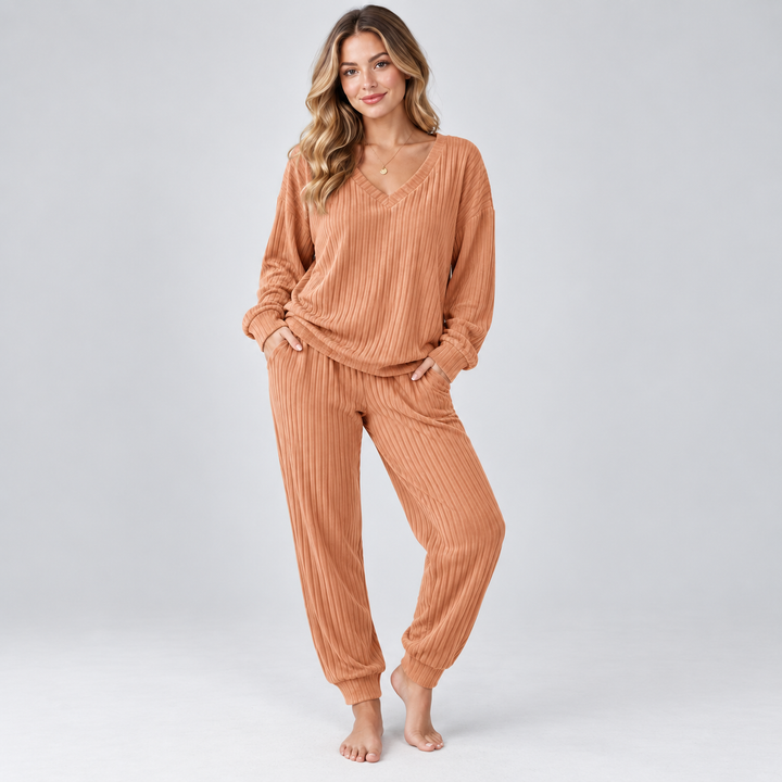 Carlotta v neck knit lounge set – image 6