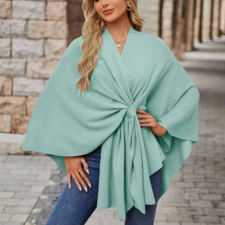 Sunniva knit poncho with knot front – image 10