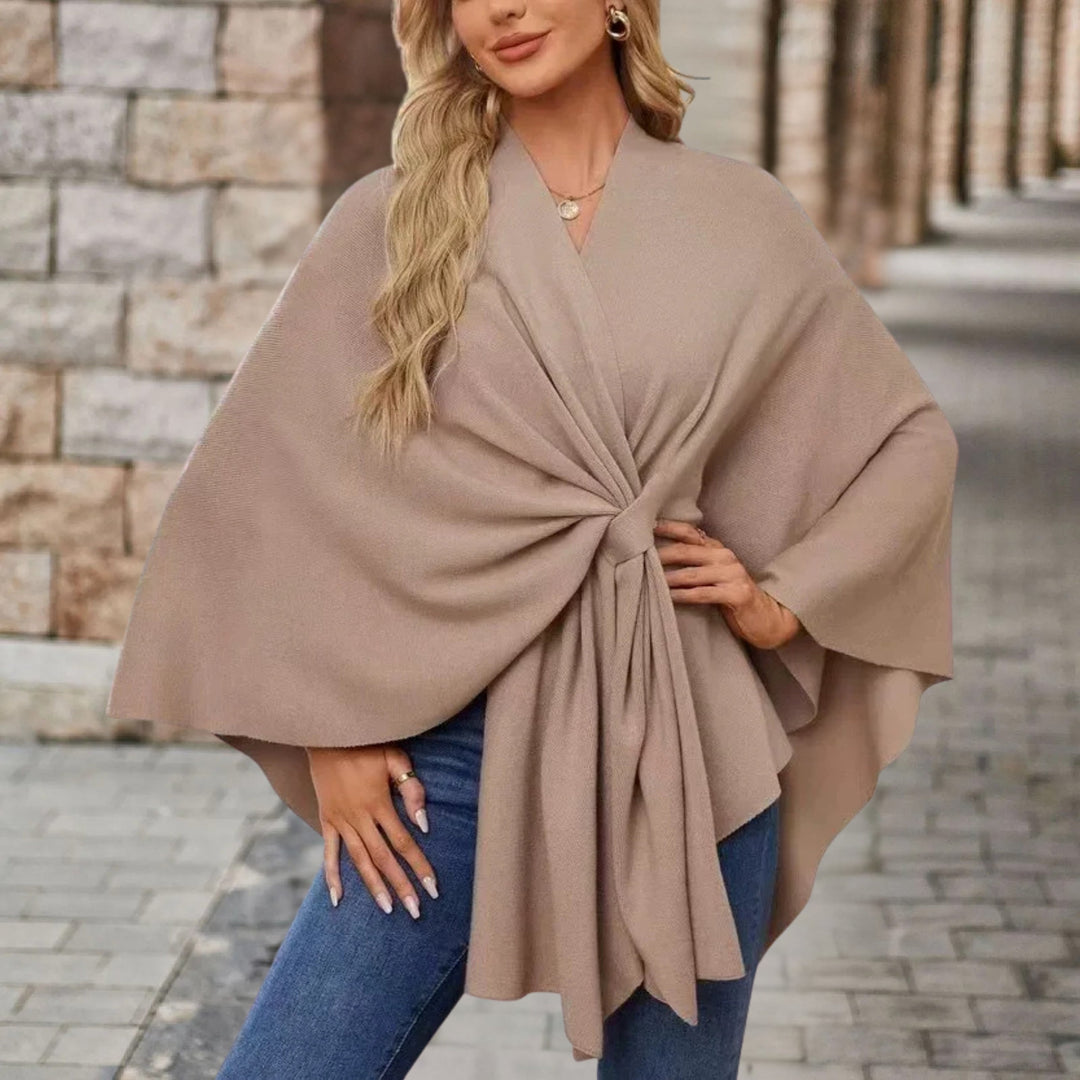 Sunniva knit poncho with knot front – image 5