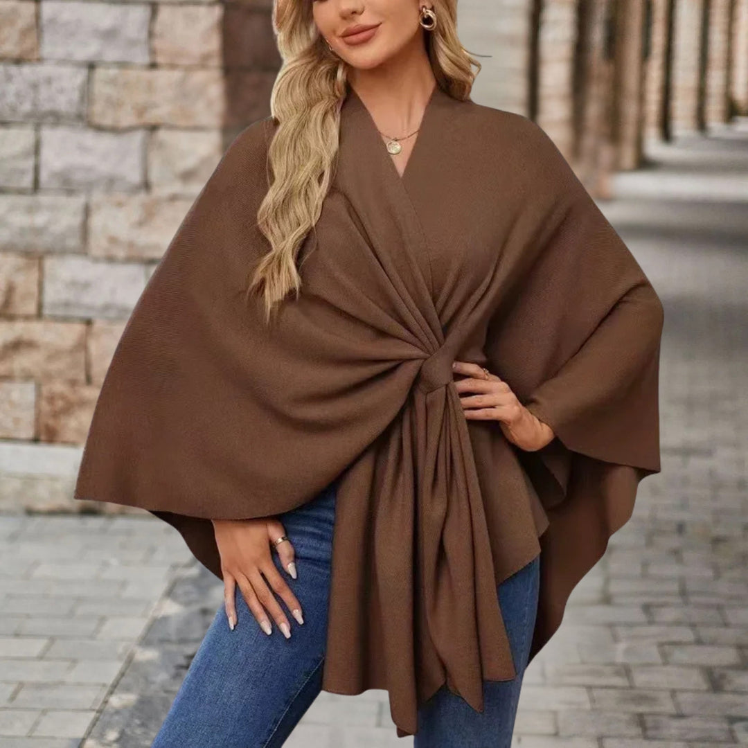 Sunniva knit poncho with knot front – image 7