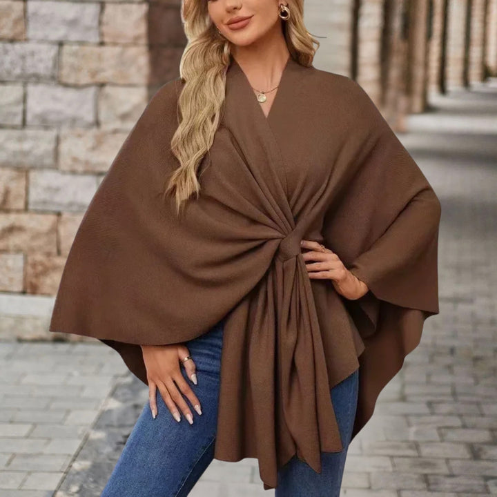 Sunniva knit poncho with knot front – image 7