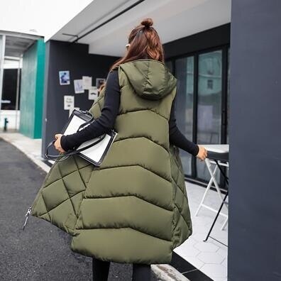 Aina long sleeveless hooded puffer gilet
