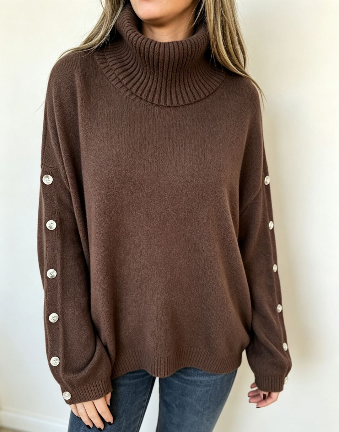 Mara roll neck jumper in white