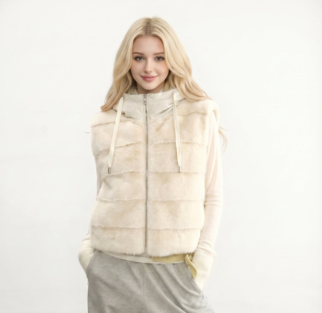Eluned faux fur hooded padded gilet – image 7