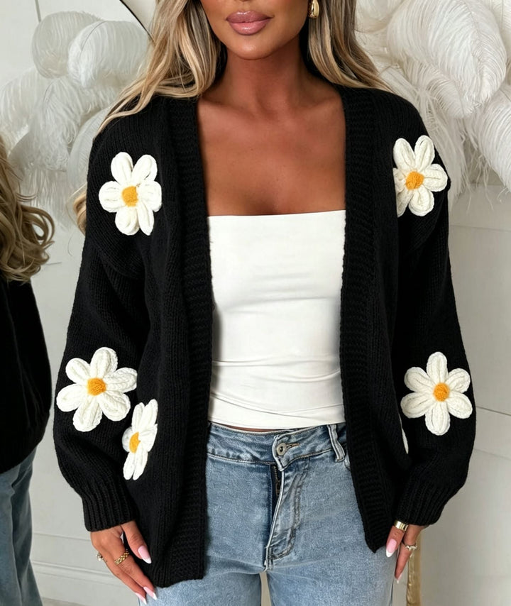 Laura oversized knit cardigan, knit texture detail