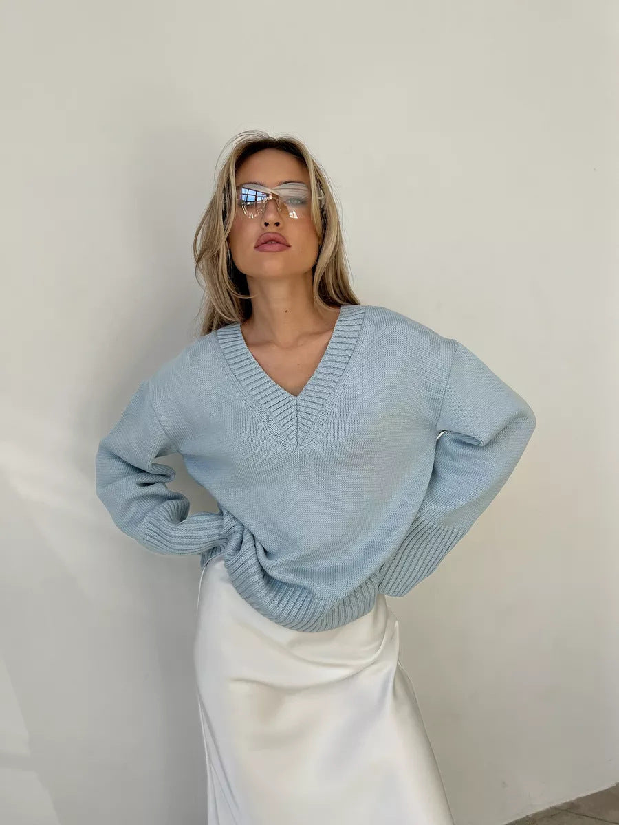 Birgitta oversized fine knit v neck jumper – image 9