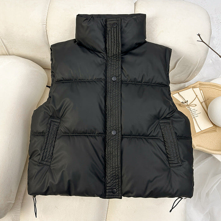 Acacia stand collar quilted gilet with drawstring hem – image 3