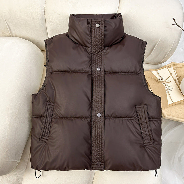 Acacia stand collar quilted gilet with drawstring hem – image 4