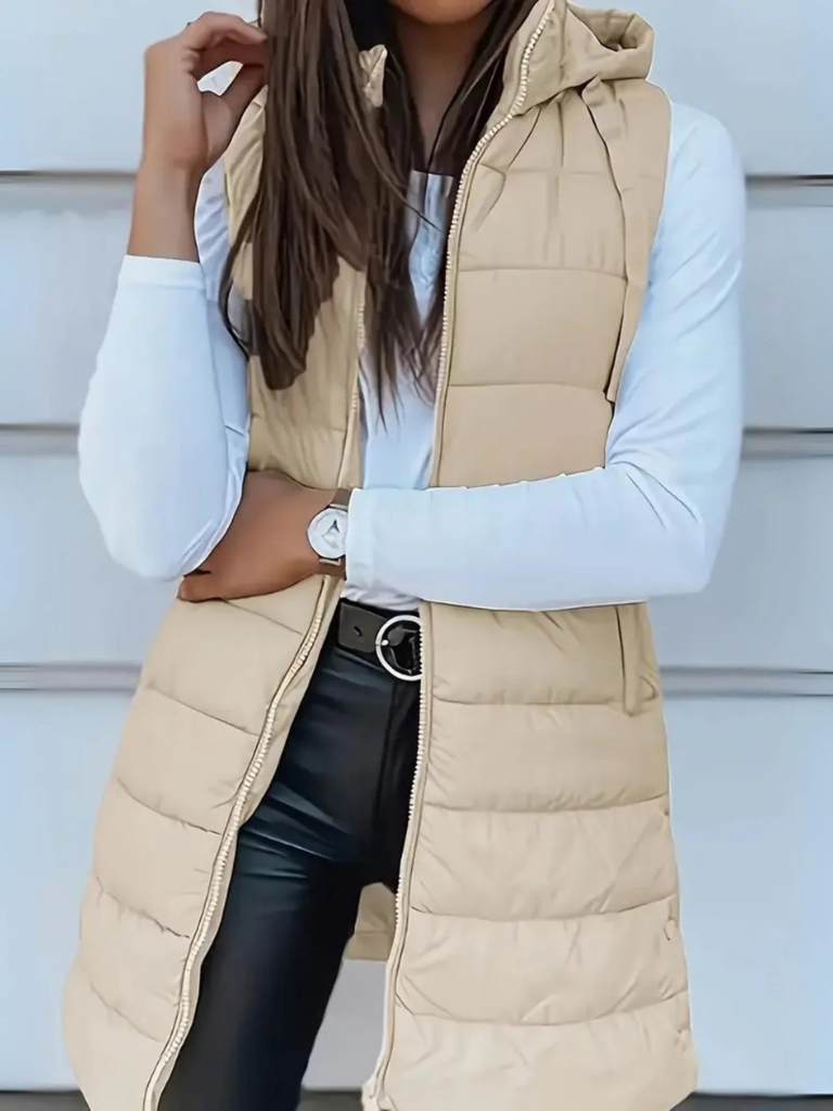 Alethea lightweight hooded padded gilet – image 2