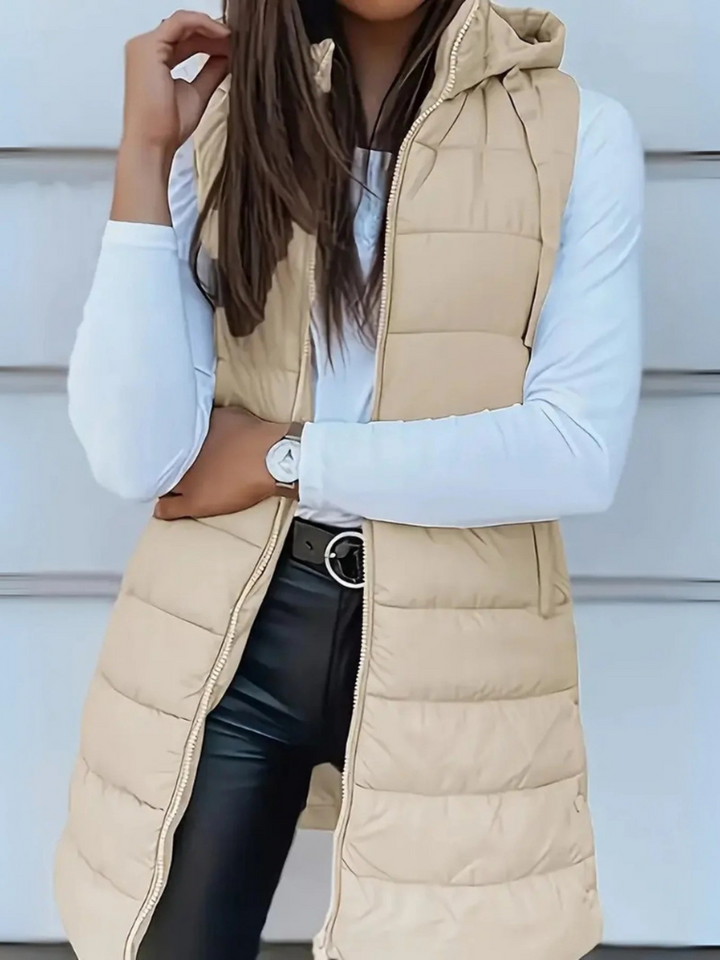 Alethea lightweight hooded padded gilet – image 2