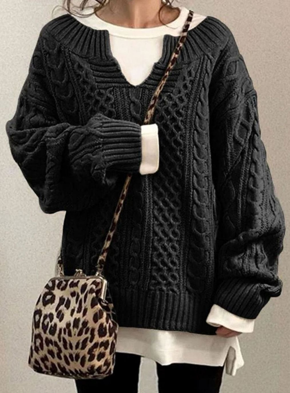 Magnhild oversized V neck cable knit jumper – image 5