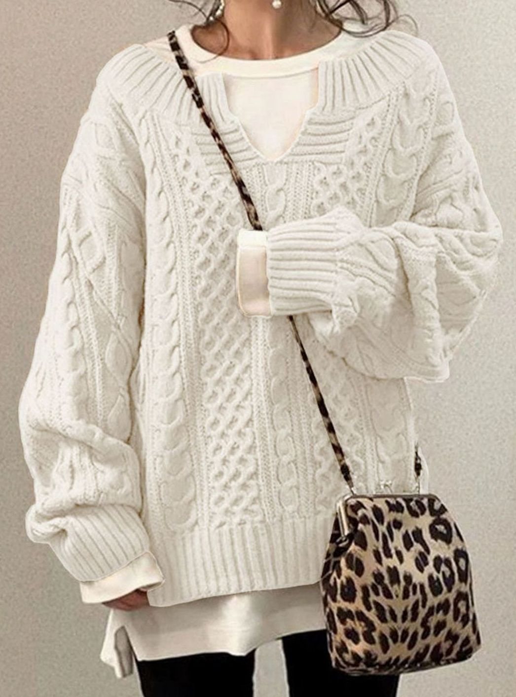 Magnhild oversized V neck cable knit jumper