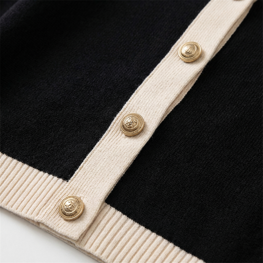 Rikke knit cardigan with gold buttons – image 7