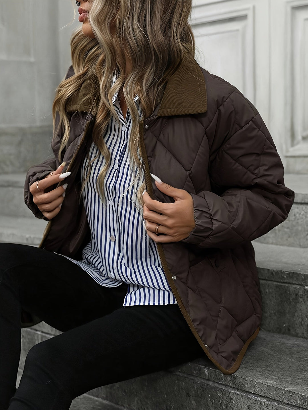 Blair quilted jacket with corduroy collar – image 4