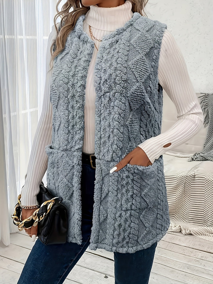 Wren fleece gilet with diamond texture – image 9