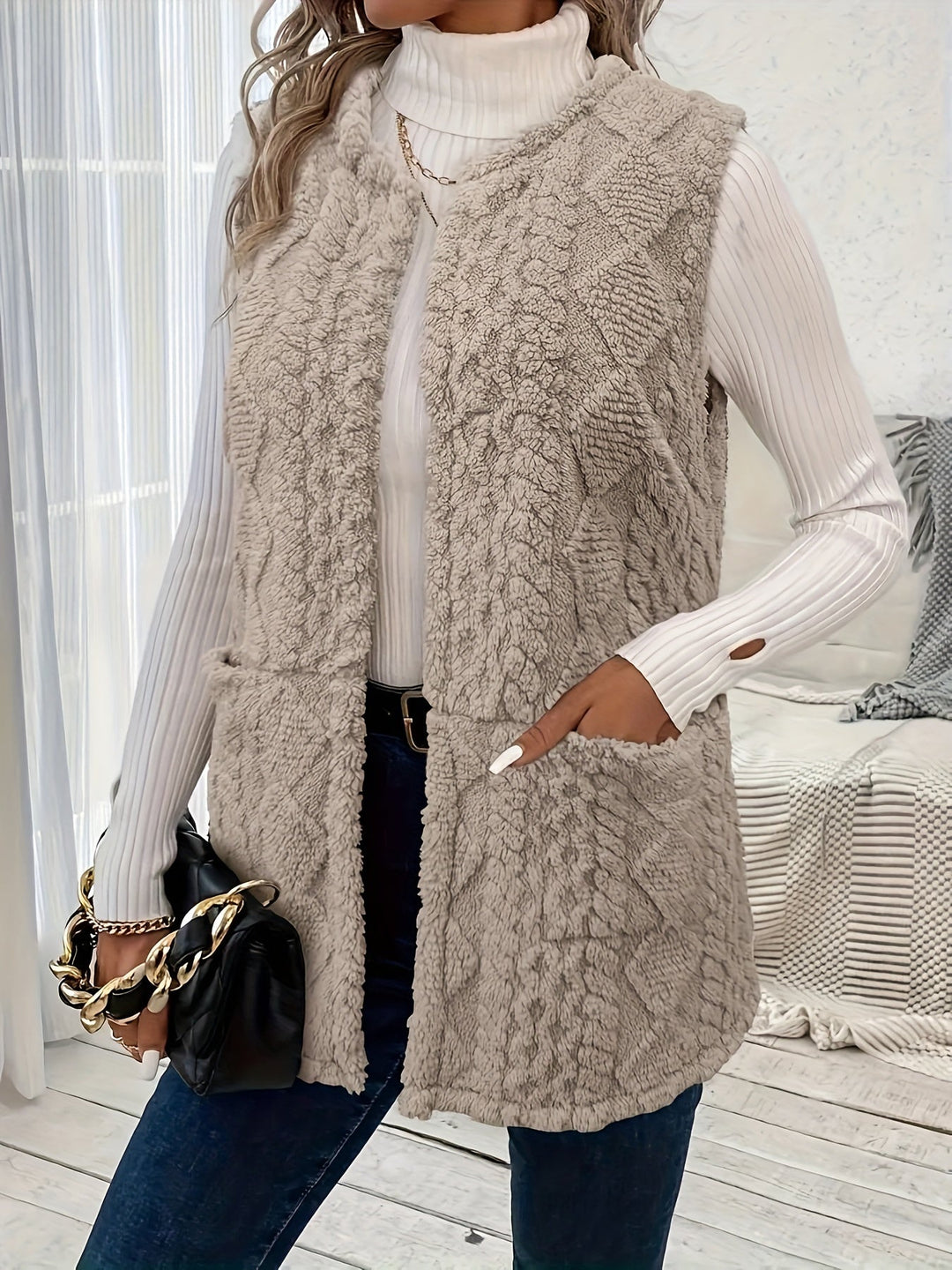 Wren fleece gilet with diamond texture