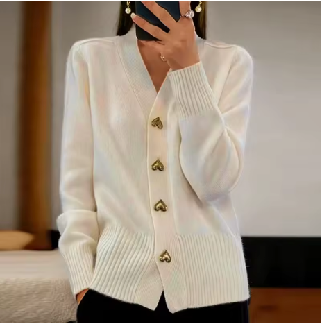 Lotte heart button knit cardigan – image 7