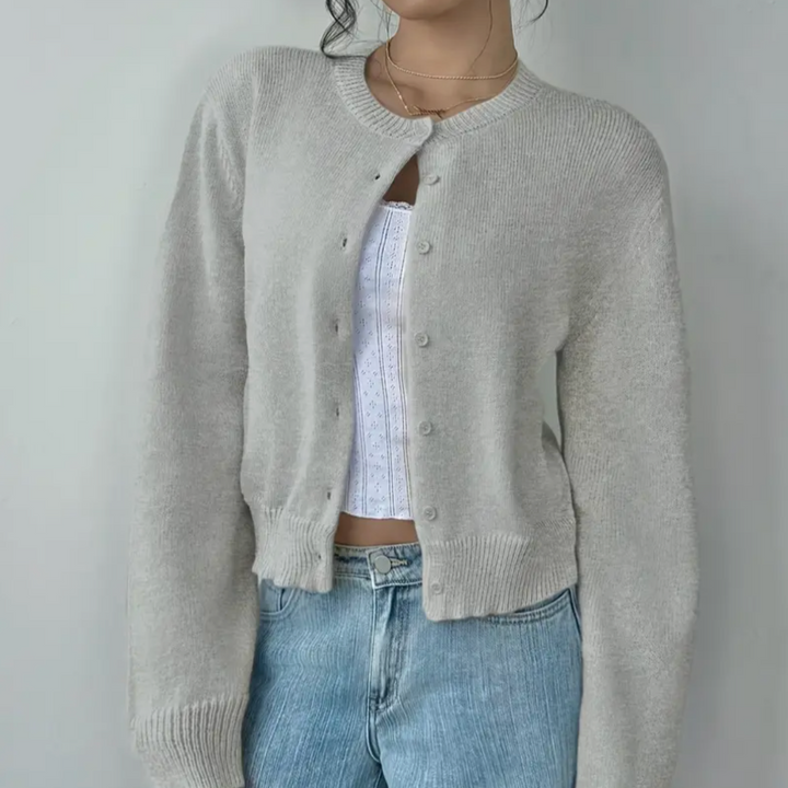 Talia soft cropped knit cardigan – image 4