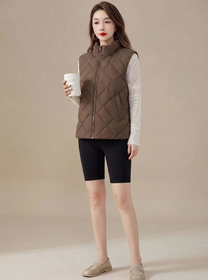 Asa quilted high neck gilet with side pockets – image 2