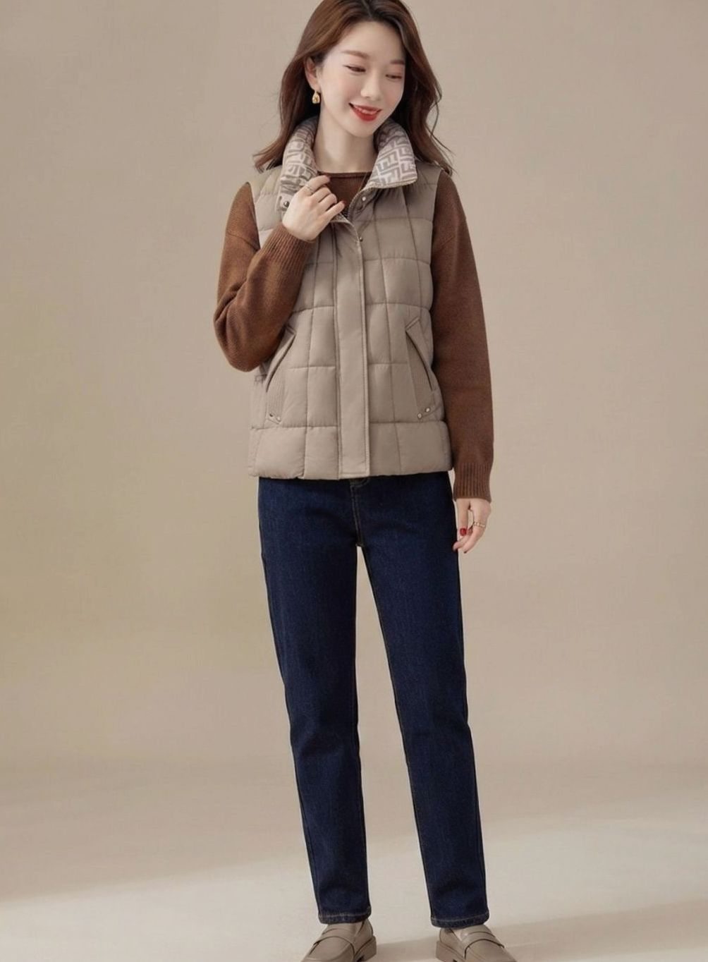 Asa quilted high neck gilet with side pockets – image 6