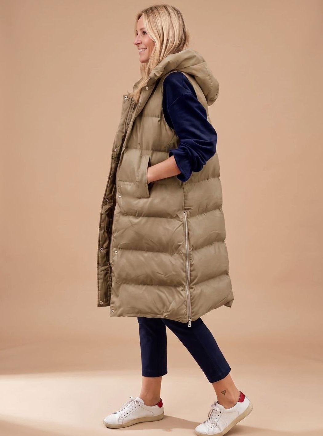 Abigail knee length hooded quilted gilet – image 4