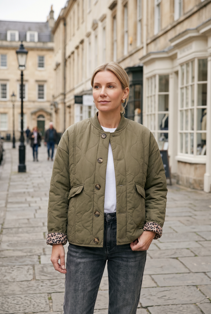 Francesca button down quilted coat with print lining – image 4