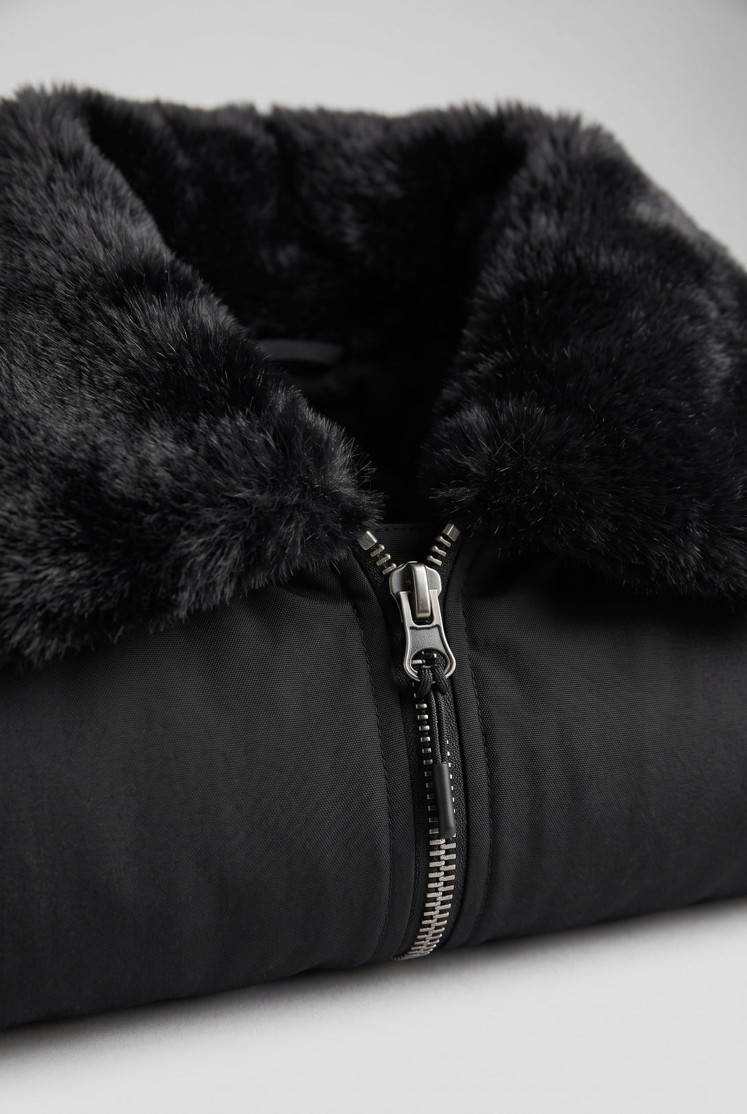 Salome oversized hooded jacket with faux fur trim – image 3