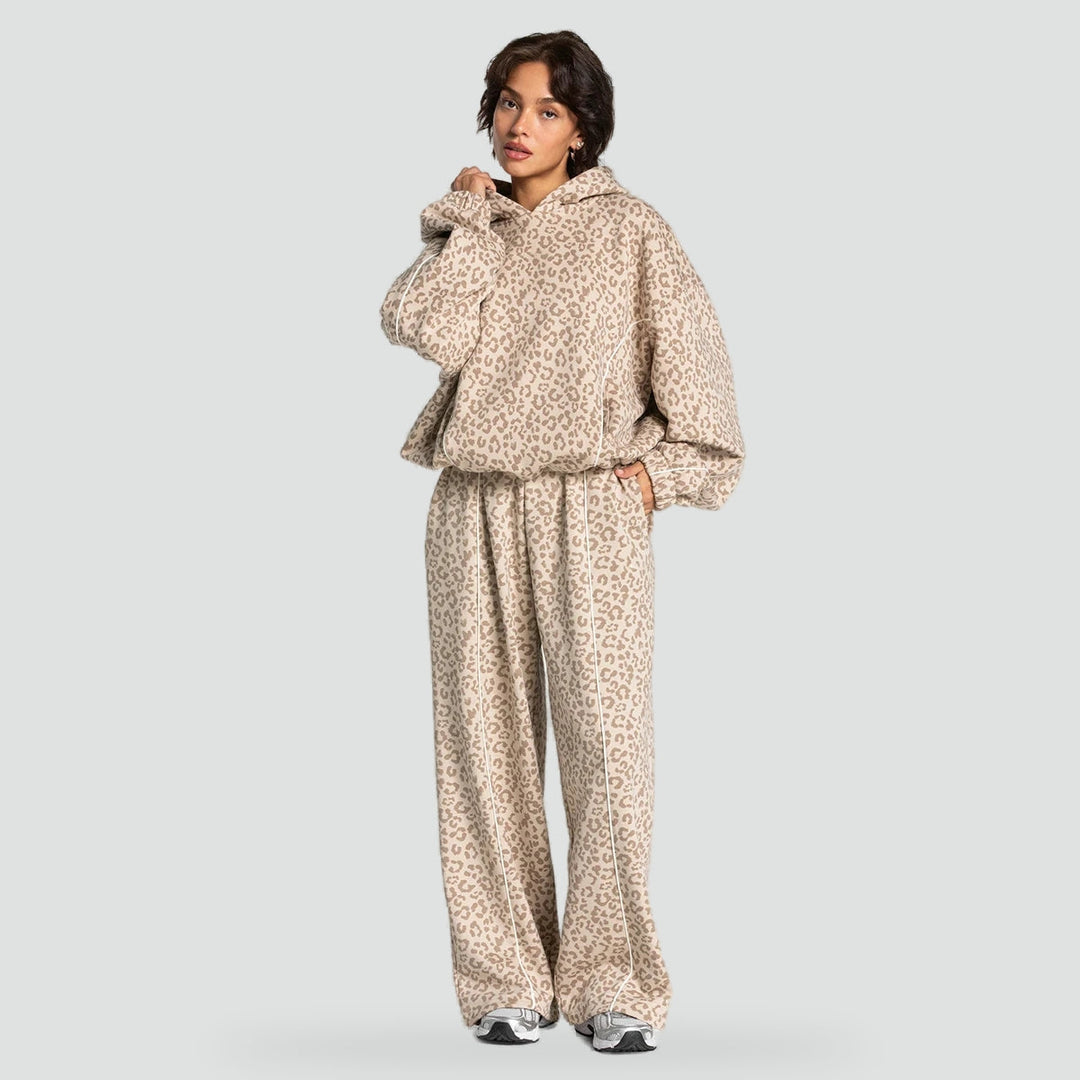 Dana hoodie and trouser set in brown