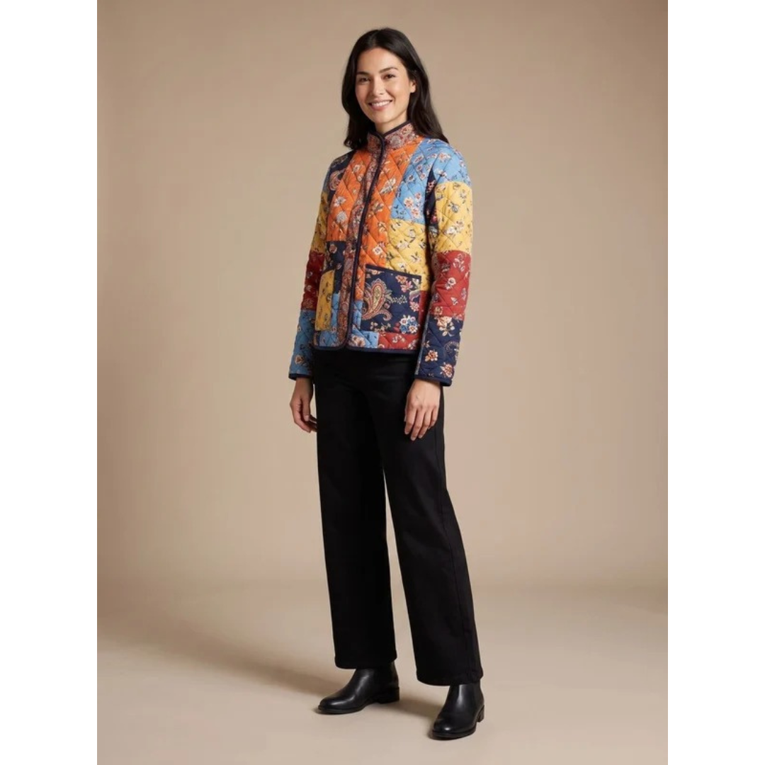 Narin quilted jacket with stand collar, close up