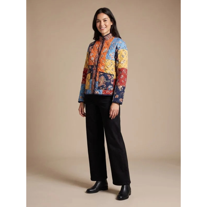 Narin quilted jacket with stand collar, close up