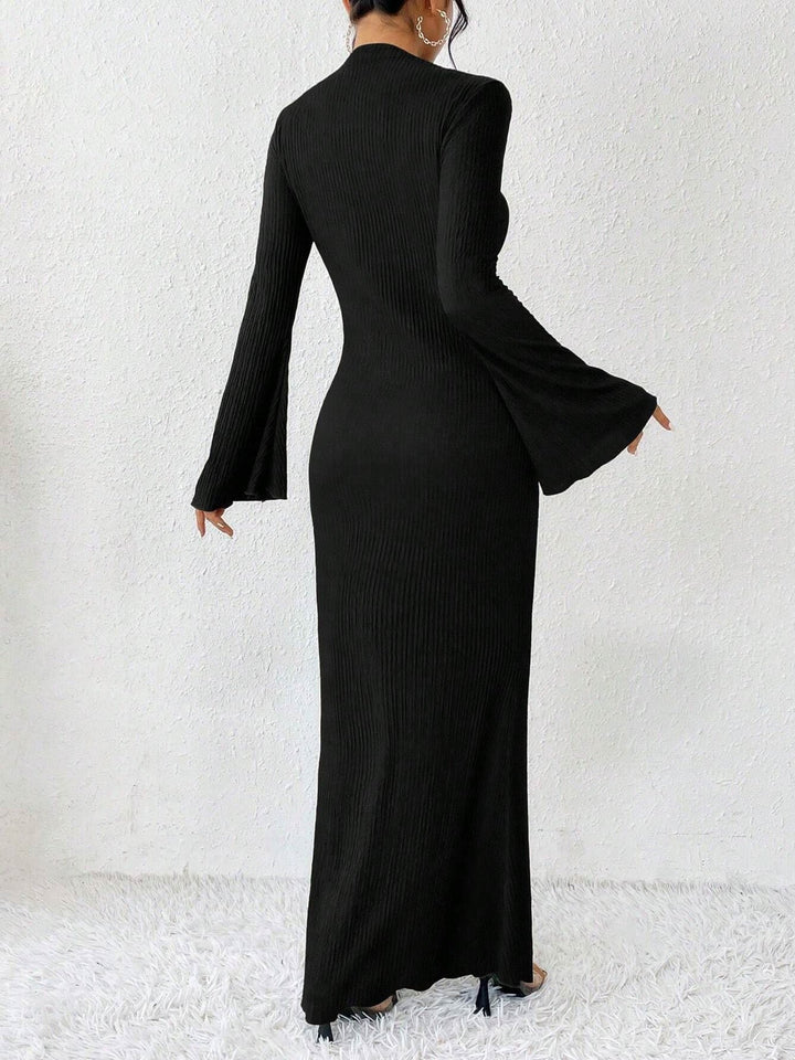 Leontyne mock neck long sleeve bodycon maxi dress – image 2