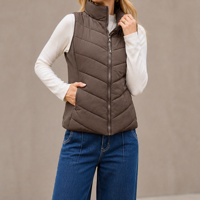 Rhoswen stand collar quilted gilet – image 12