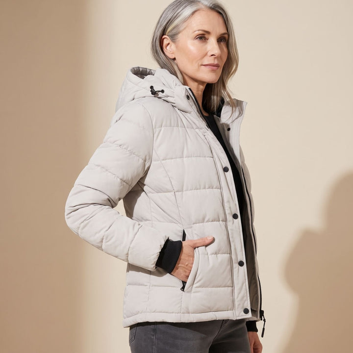 Solene fitted hooded quilted jacket with zip pockets – image 3